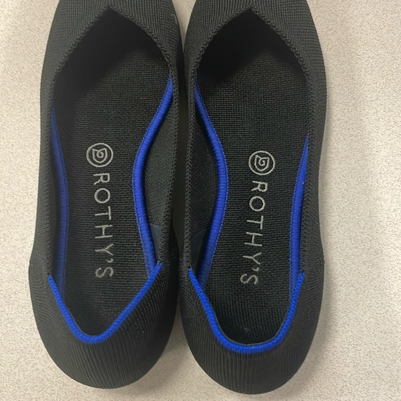 🤩Rothy’s The Point🤩 - Picture 5 of 8